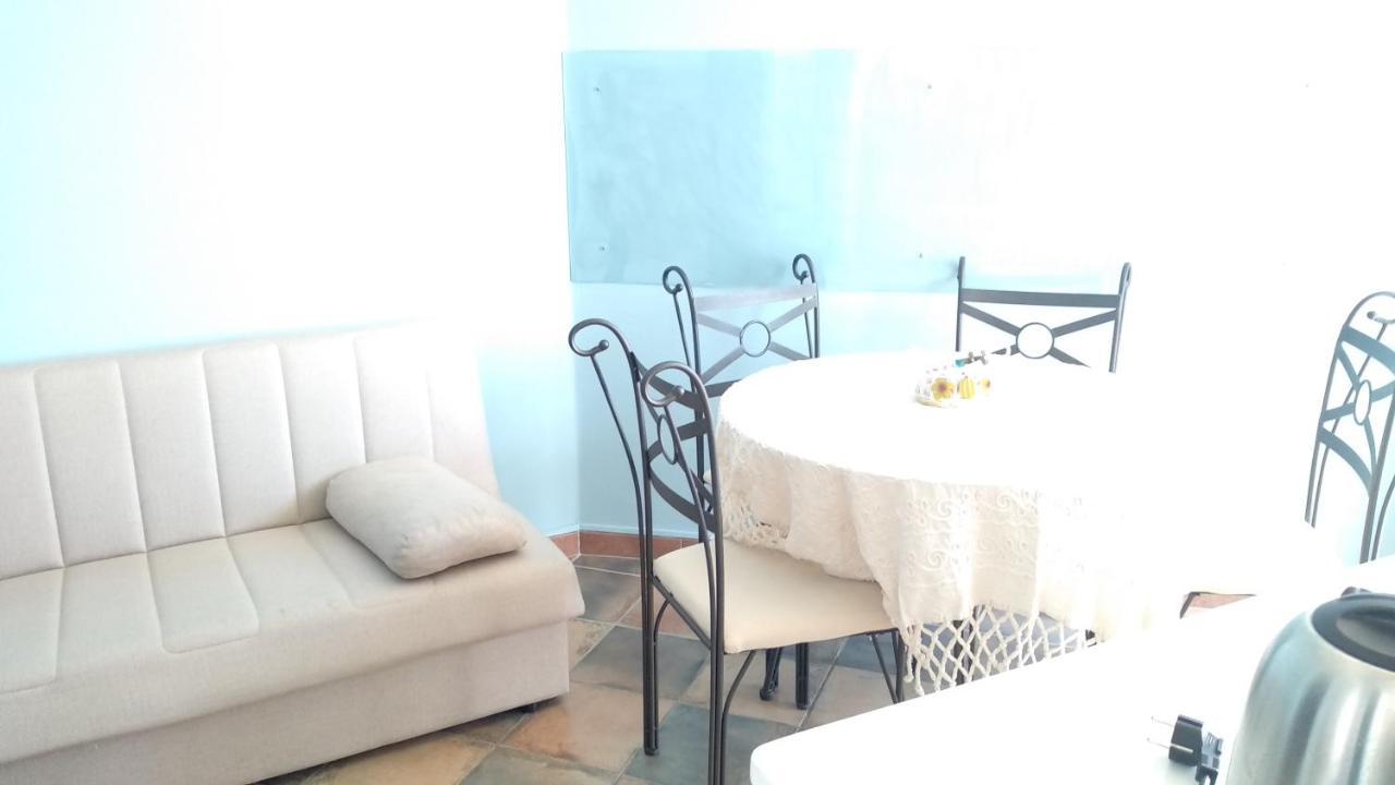 Nereidi Acomodação com café da manhã Santa Flavia Exterior foto